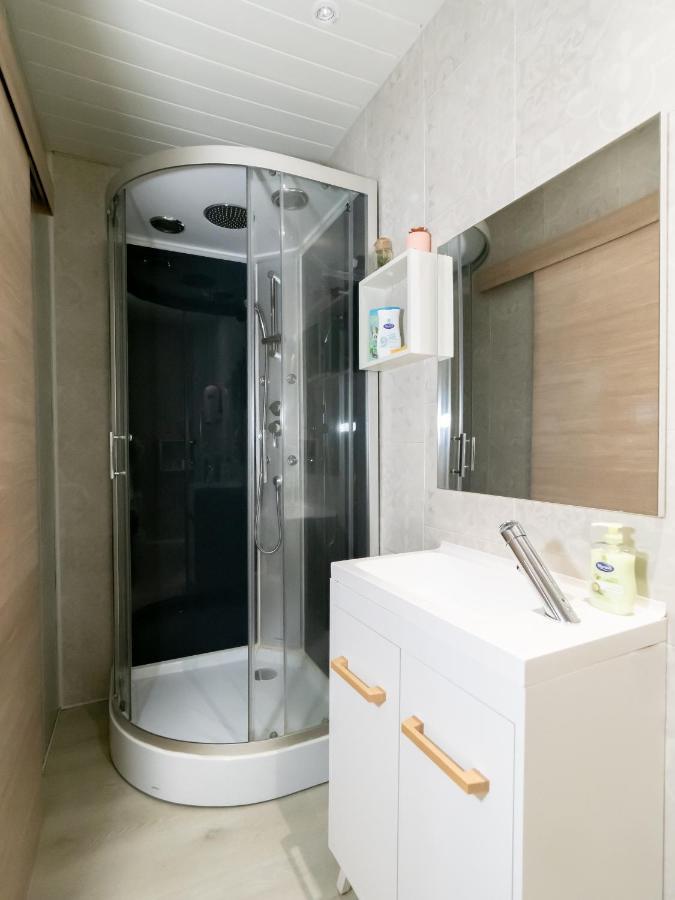 Le Papillon De La Cathedrale - Calme - Jardin - Wifi Apartment Troyes Exterior photo